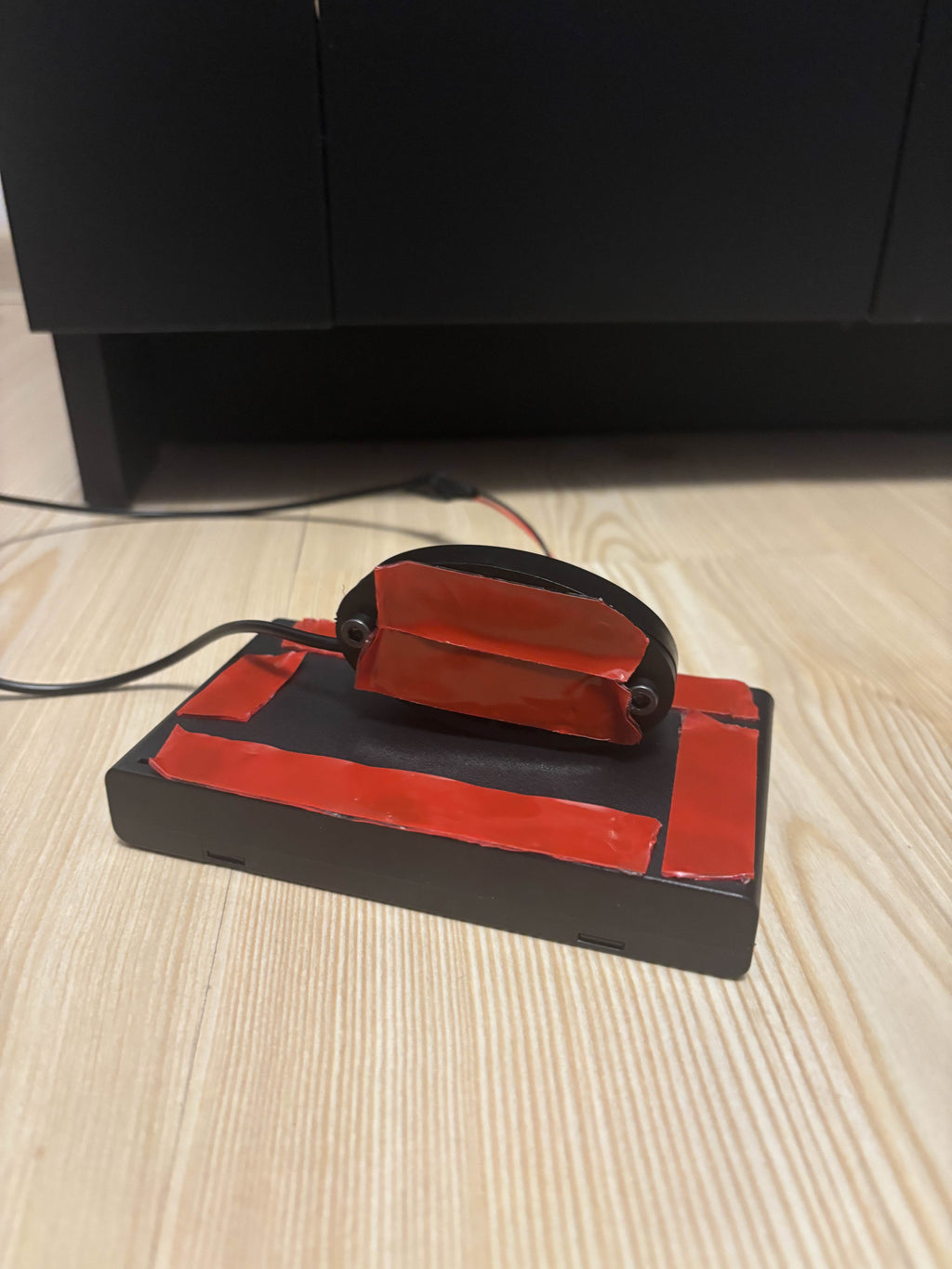 Battery powered RockLight (WHITE LIGHT)